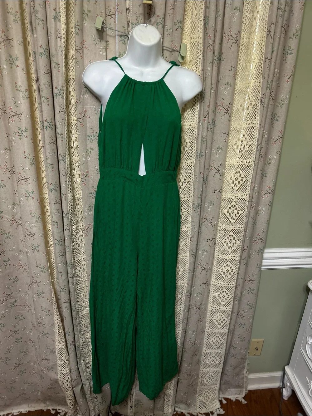 Lulus Green Wide Leg Jumpsuit Womens Small Open Back 27.5 Inseam - Picture 3 of 7